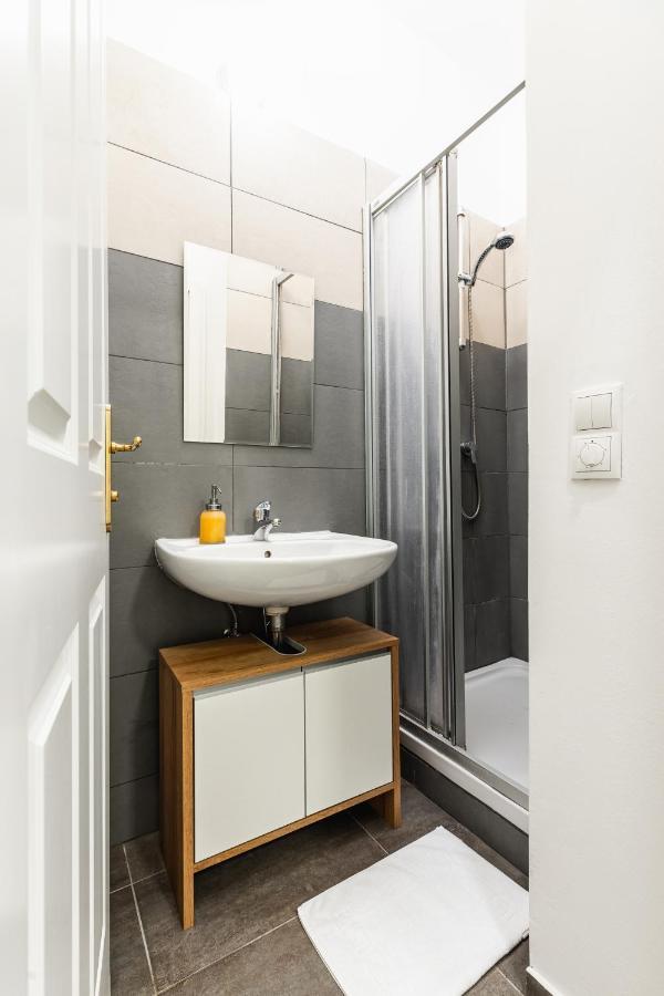 Stylish Designed Apartment In A Top Location Vienna Exterior photo